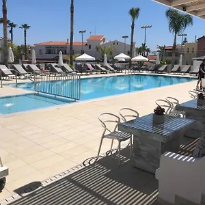 maria-holiday-apartments.protaras-cy-hotels.com/